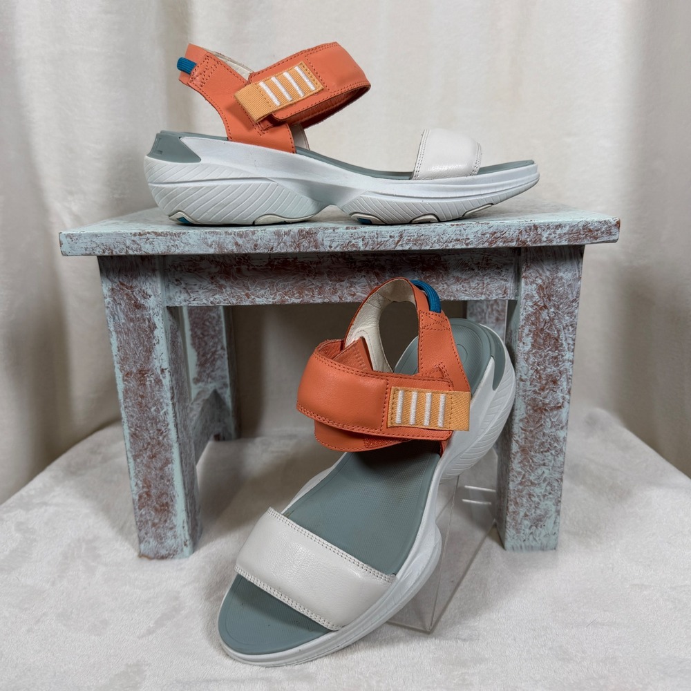 Sorel Women's Explorer Blitz Stride Sandals Paradiso Peach Sea Salt colorway 8.5
